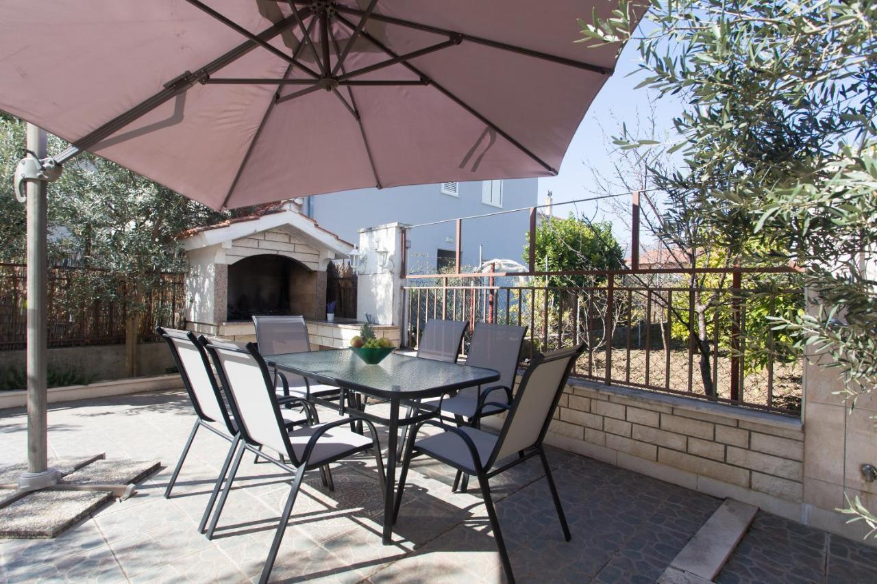 Apartments Villa Japeri Kaštela Eksteriør bilde