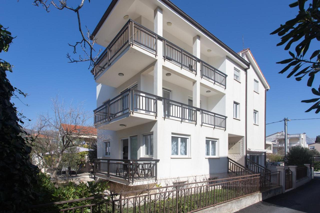 Apartments Villa Japeri Kaštela Eksteriør bilde